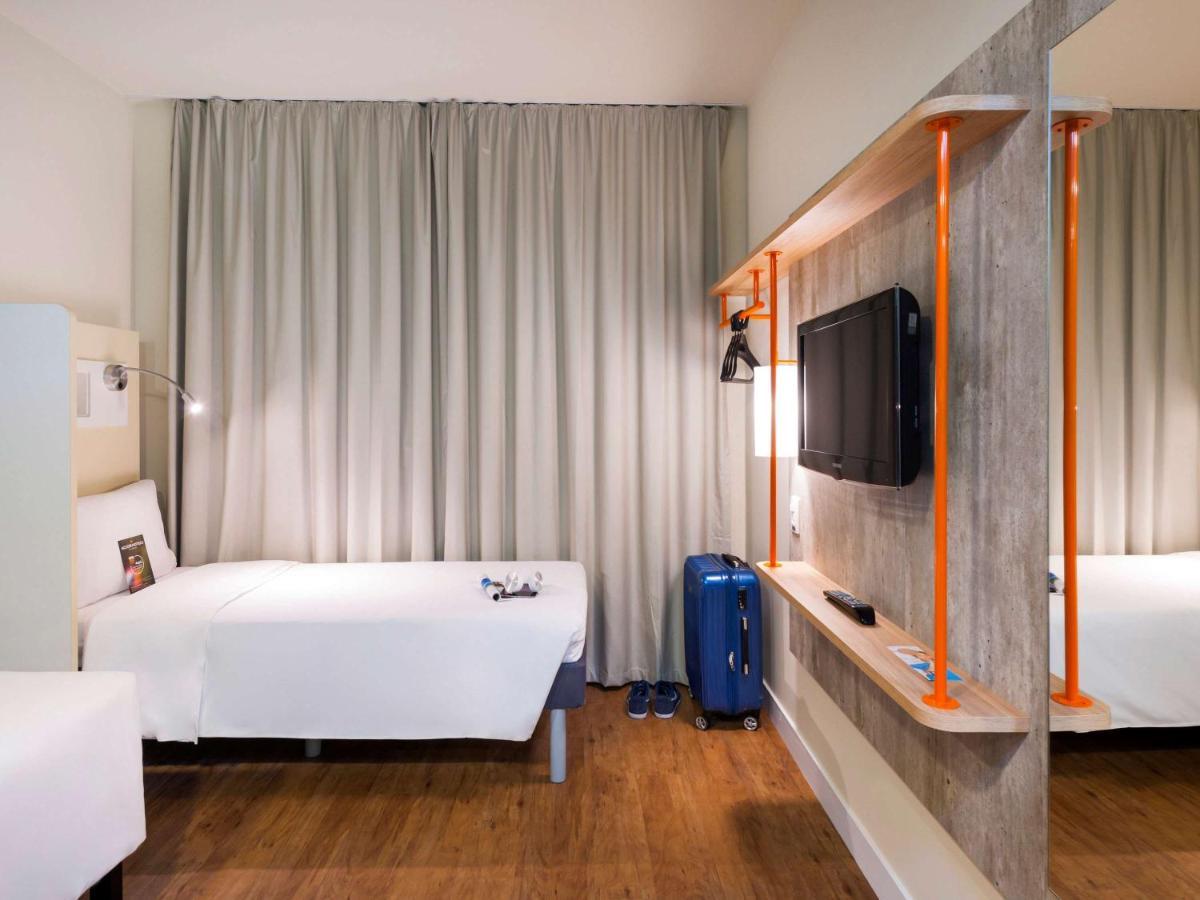 IBIS Budget Navegantes Itajaí Eksteriør billede